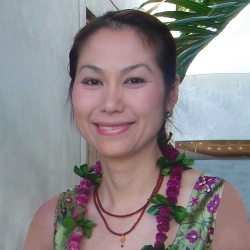 Photo of Mai-Nhung Le