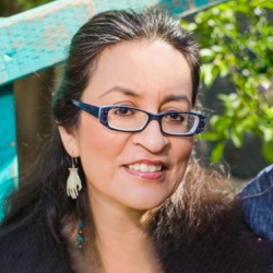 Catrióna Rueda Esquibel